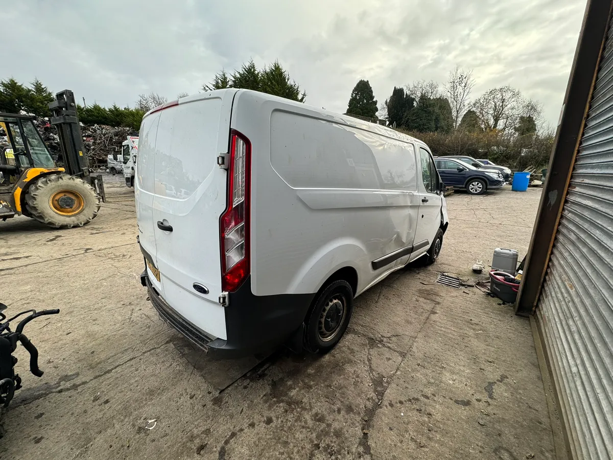 BREAKING 2016 FORD TRANSIT CUSTOM 2.2 - Image 4