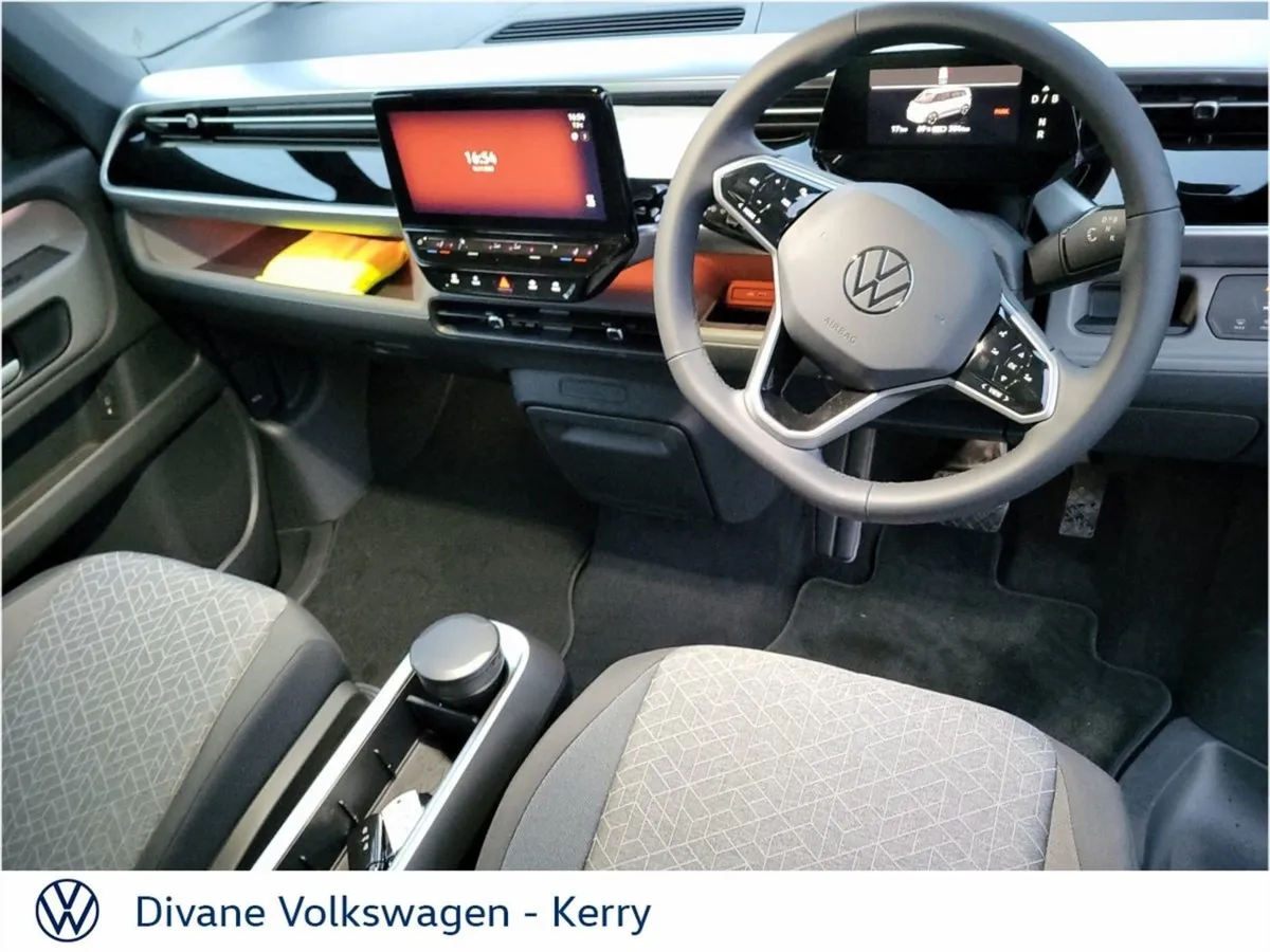 Volkswagen ID. Buzz 7 Seater Life 280HP 86kwh Bat - Image 2