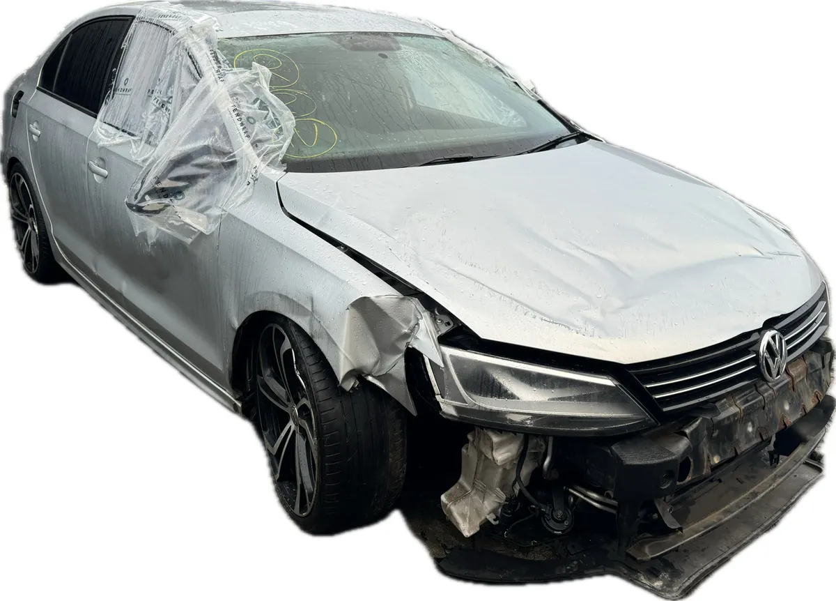 BREAKING 2013 VOLKSWAGEN JETTA 1.6 TDI - Image 1