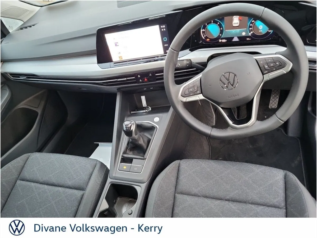 Volkswagen Golf Launch Edition 1.5tsi Petrol 130B - Image 2