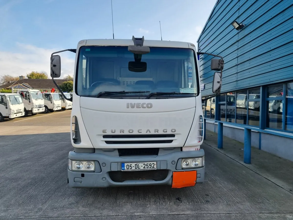 2005 IVECO EUROCARGO 13TON FLAT TRUCK - Image 2