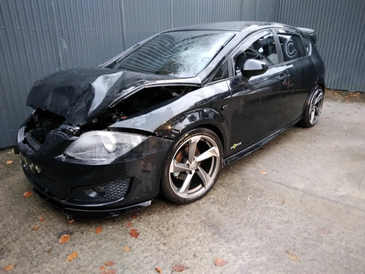 2013 SEAT LEON For Breaking/Dismantling - Image 1