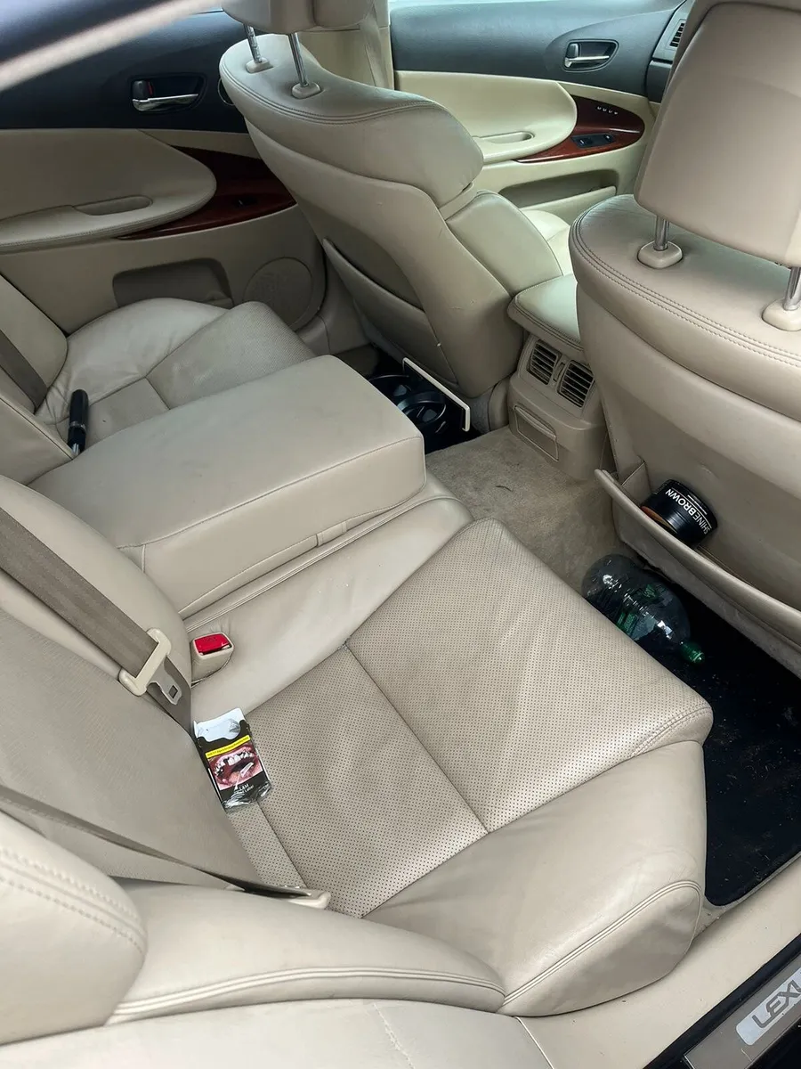 Lexus - Image 3