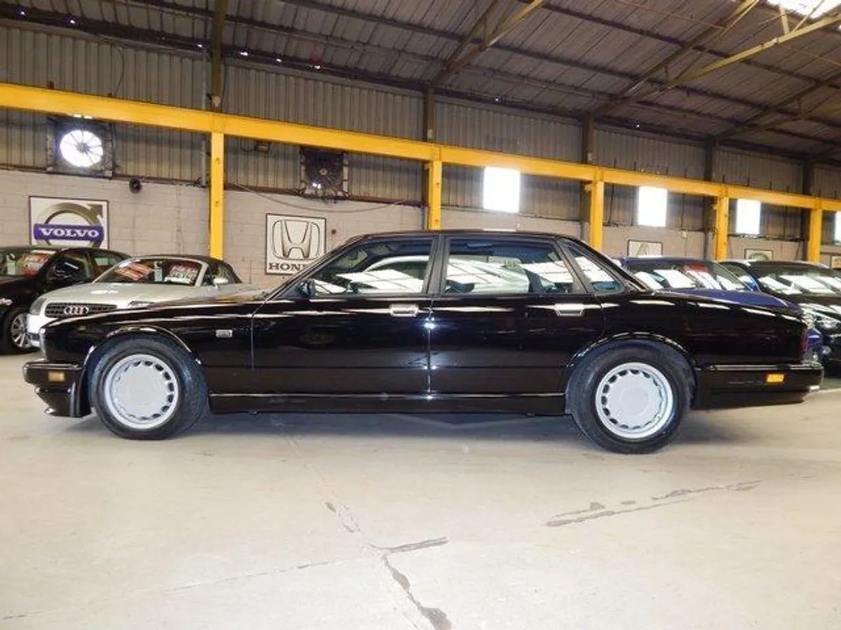 Jaguar XJ Series Jaguarsport // Very Rare TWR XJR - Image 3