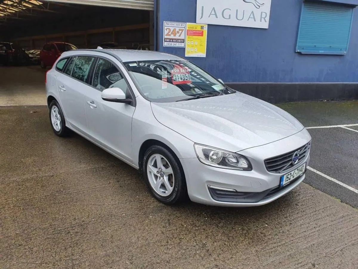 Volvo V60 2.0 D3 Business Edition (152) 150BHP D/ - Image 4