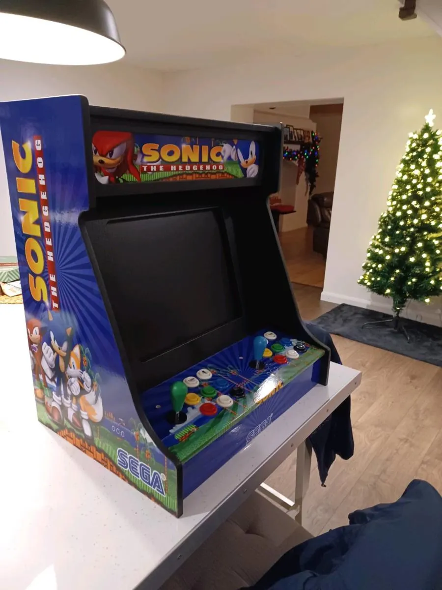 Arcade Machine/ Games Console