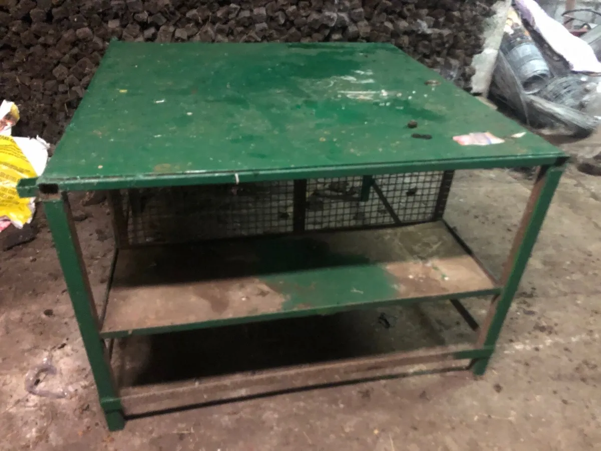 Work bench with shelve - Image 1