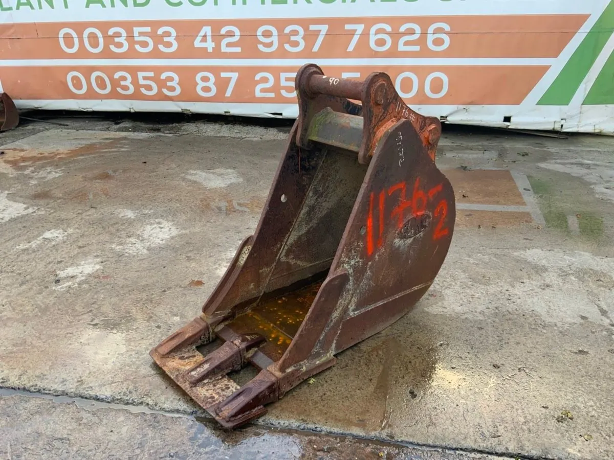 24" BMC DIGGING BUCKET....80mm PINS......1176/2 - Image 4