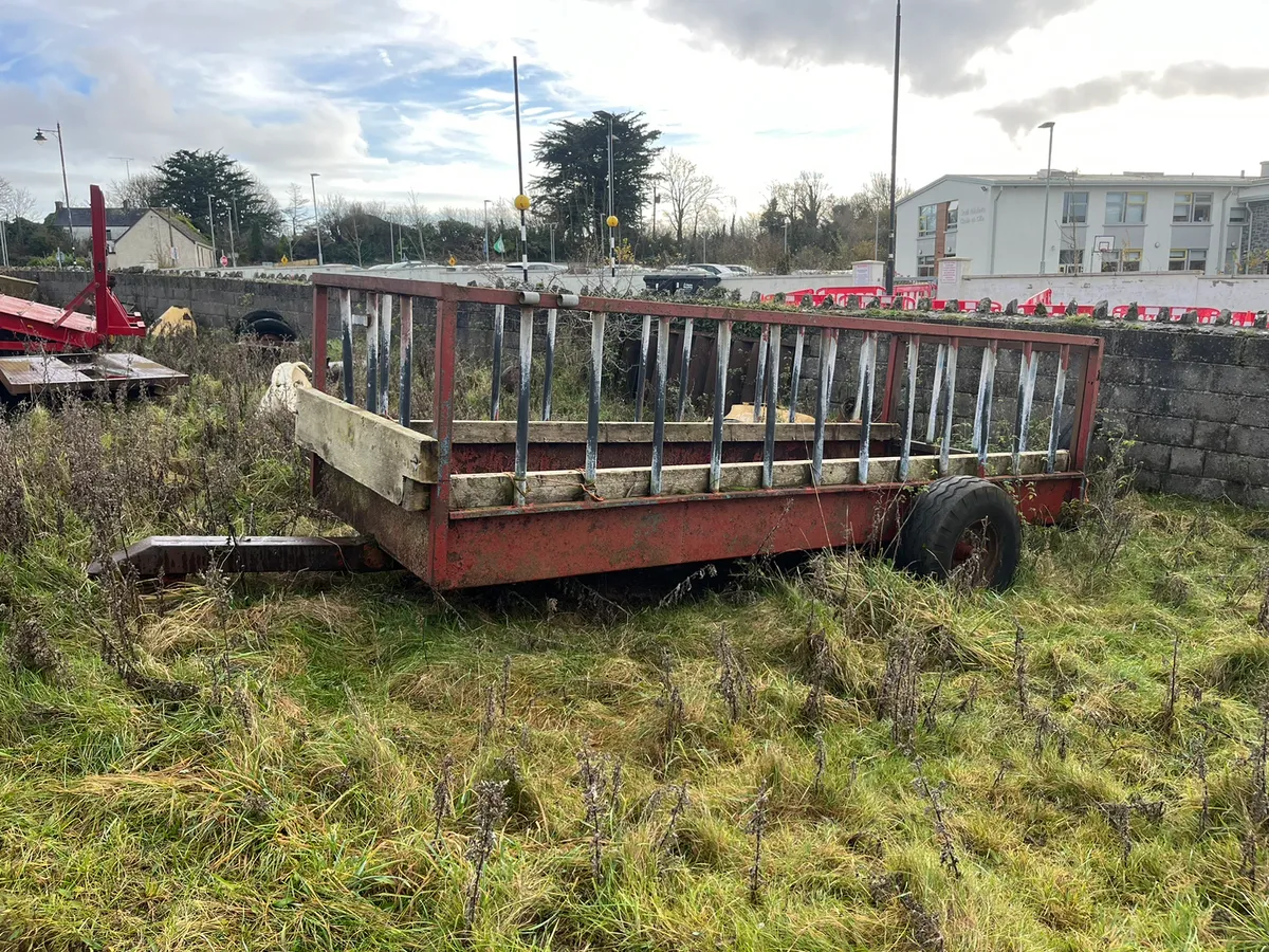 16ft x 6ft feed trailer - Image 1