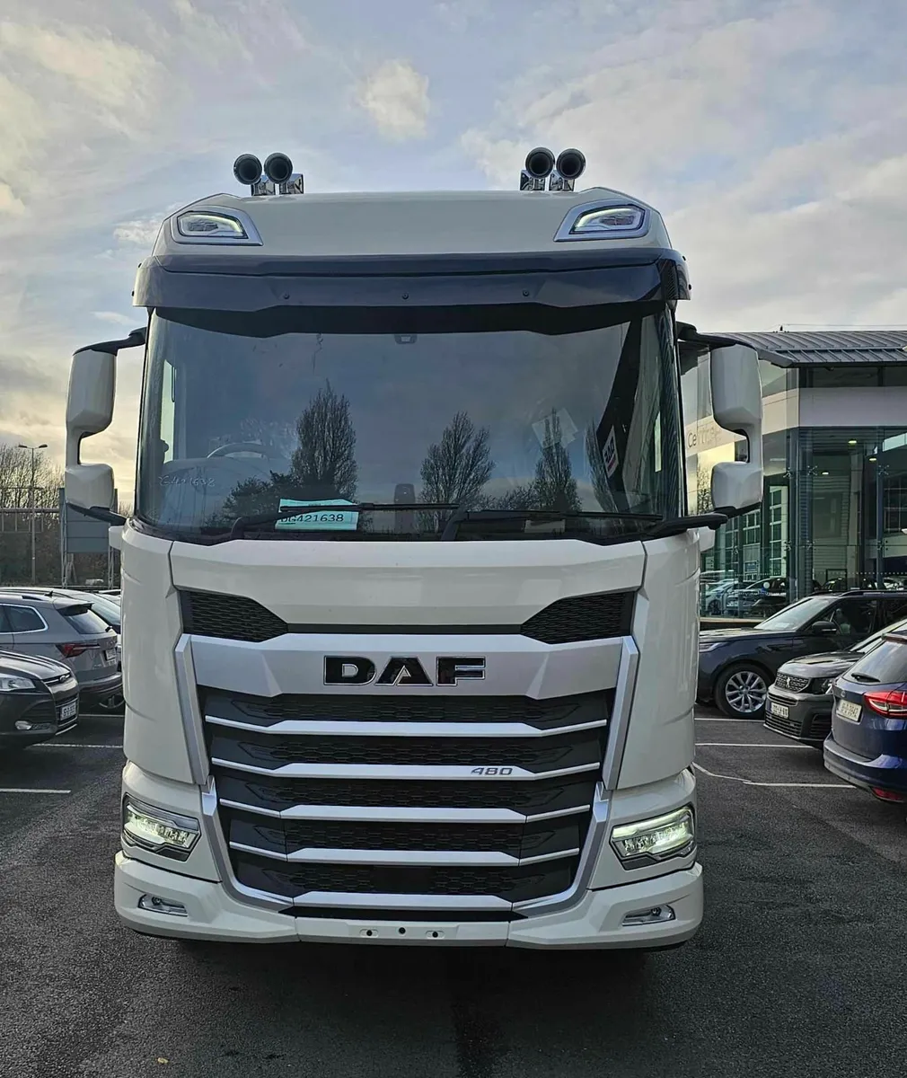 Registered Brand New DAF XF FTG 6x2 - Image 4