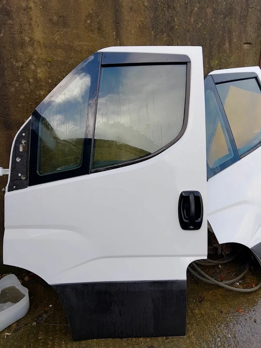 Iveco Daily L/H Doors 2016 to 2023