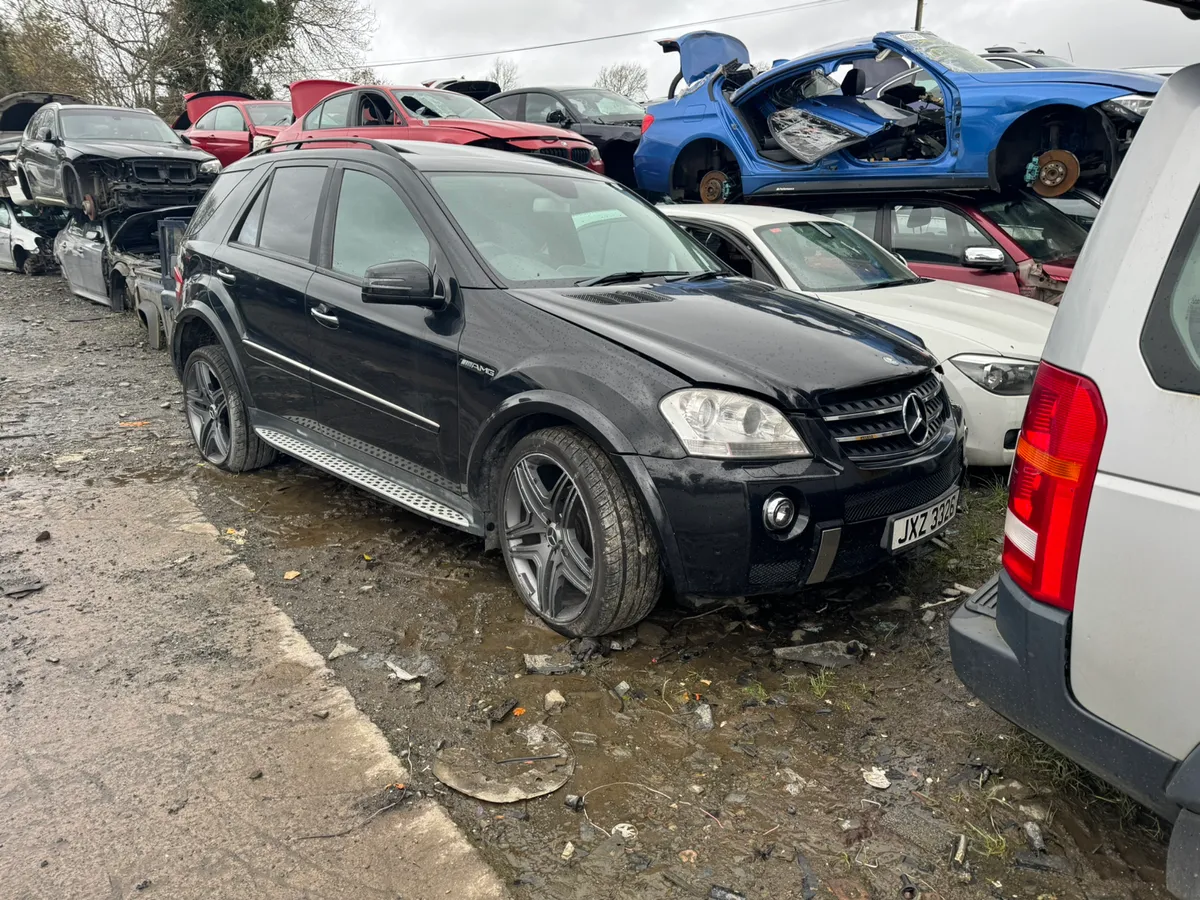 BREAKING MERCEDES ML-CLASS 4.0 CDI - Image 1