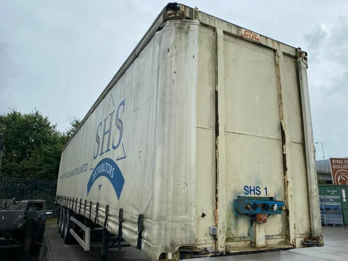 Triaxle Trailer (2011) For Sale - Image 1