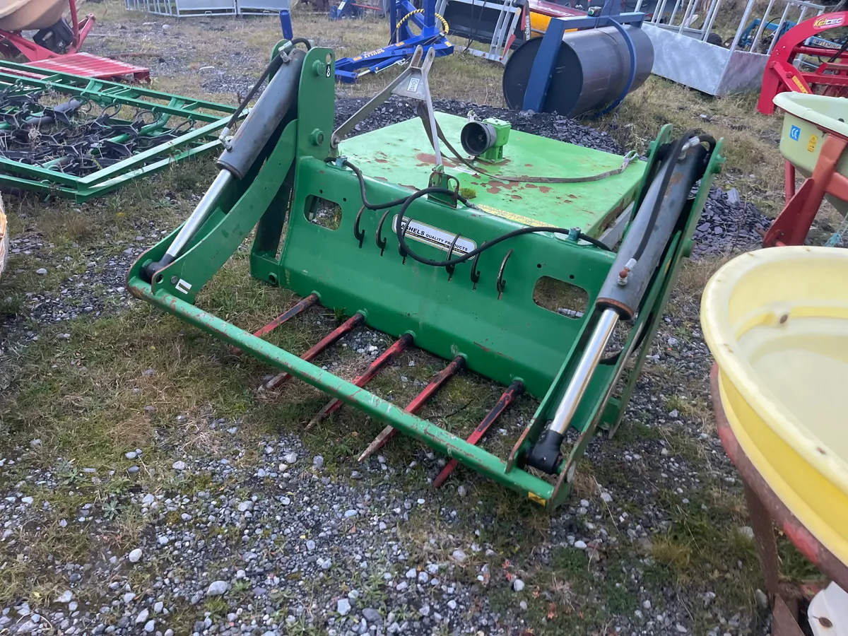 Cashel bale shear - Image 1