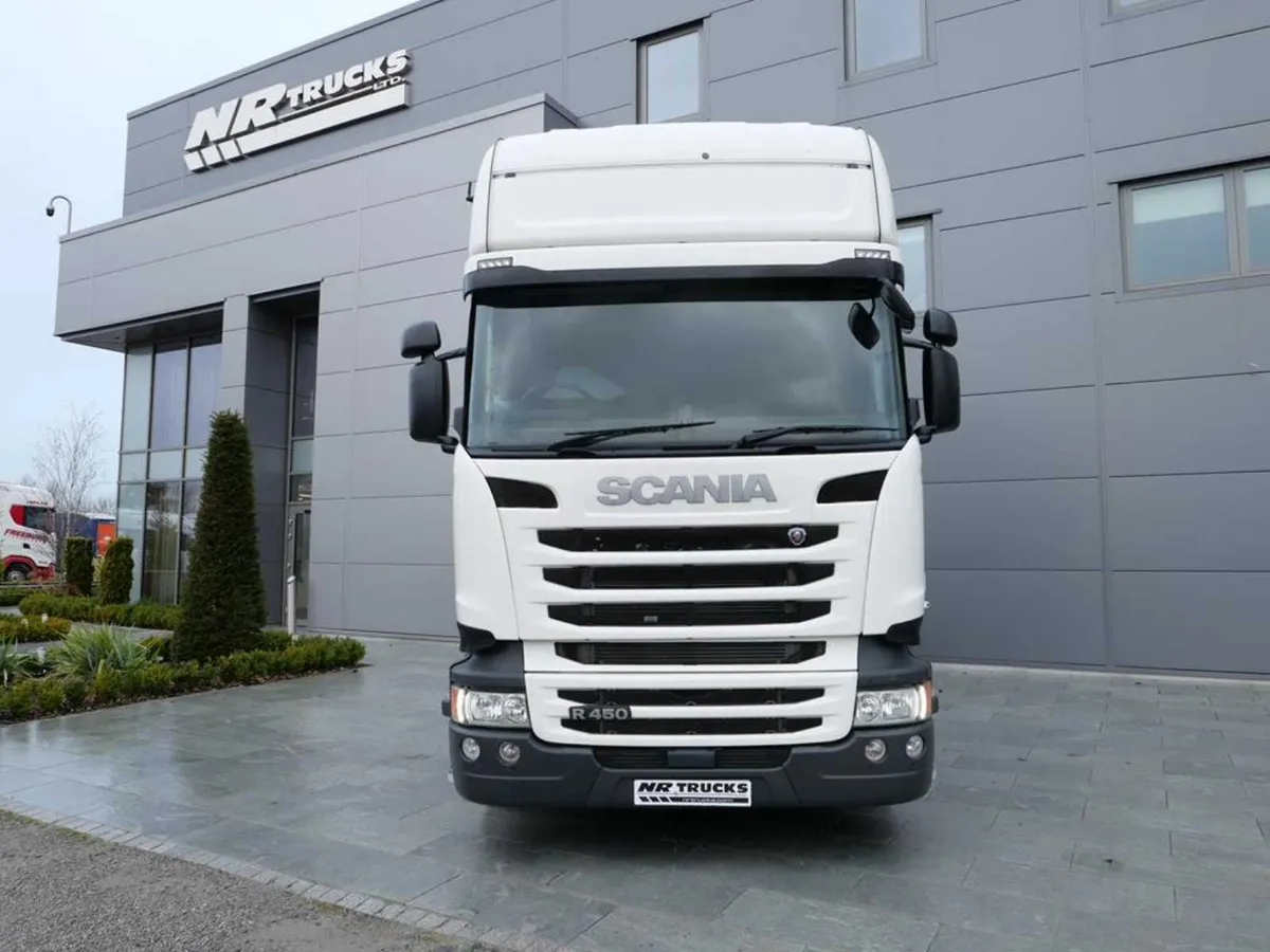 Scania R450 Topline 6x2 midlift 2pd Auto - Image 2
