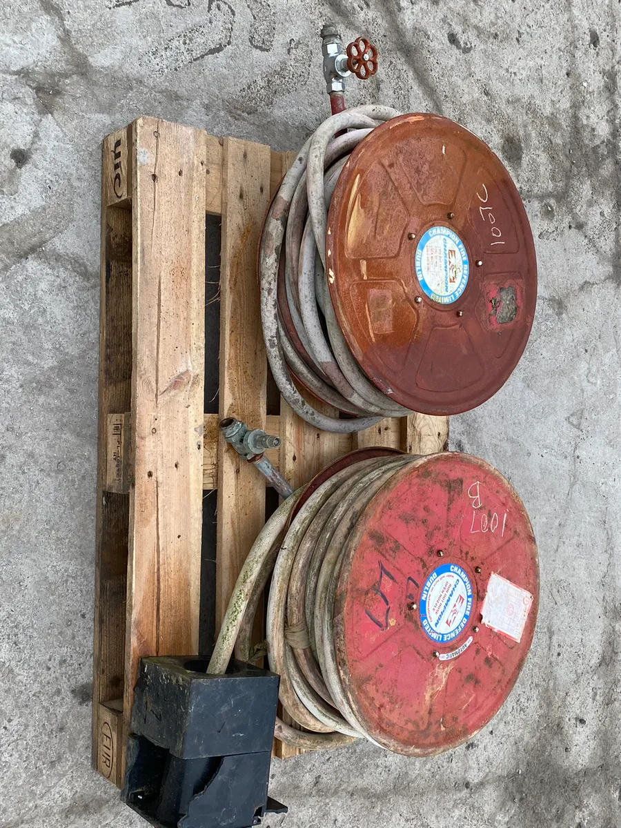 Choice of 2 Fire Hoses - Image 4