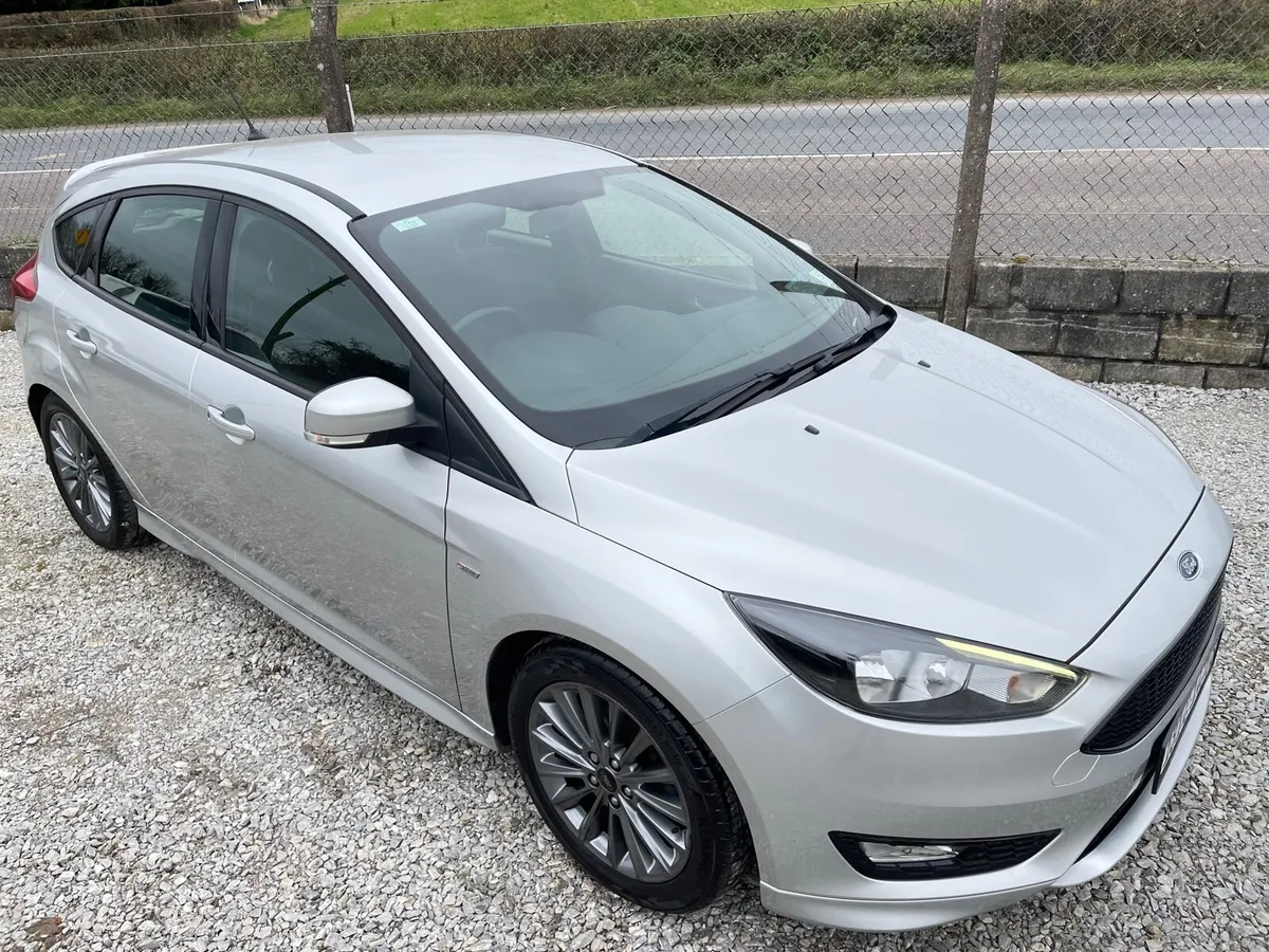 Ford Focus ST Line - Image 3