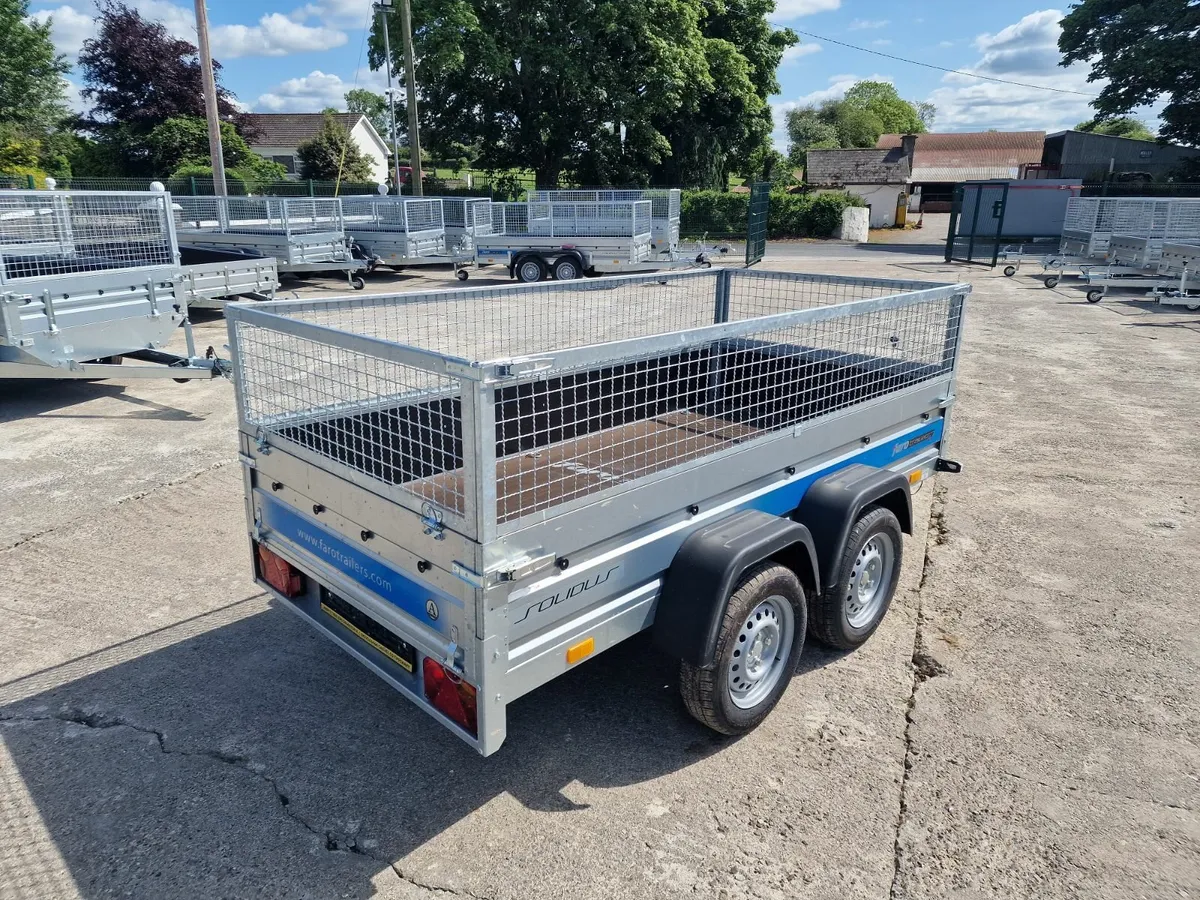 8 x 4 Twin Axle Trailer (CAR LICENCE ONLY NEEDED)