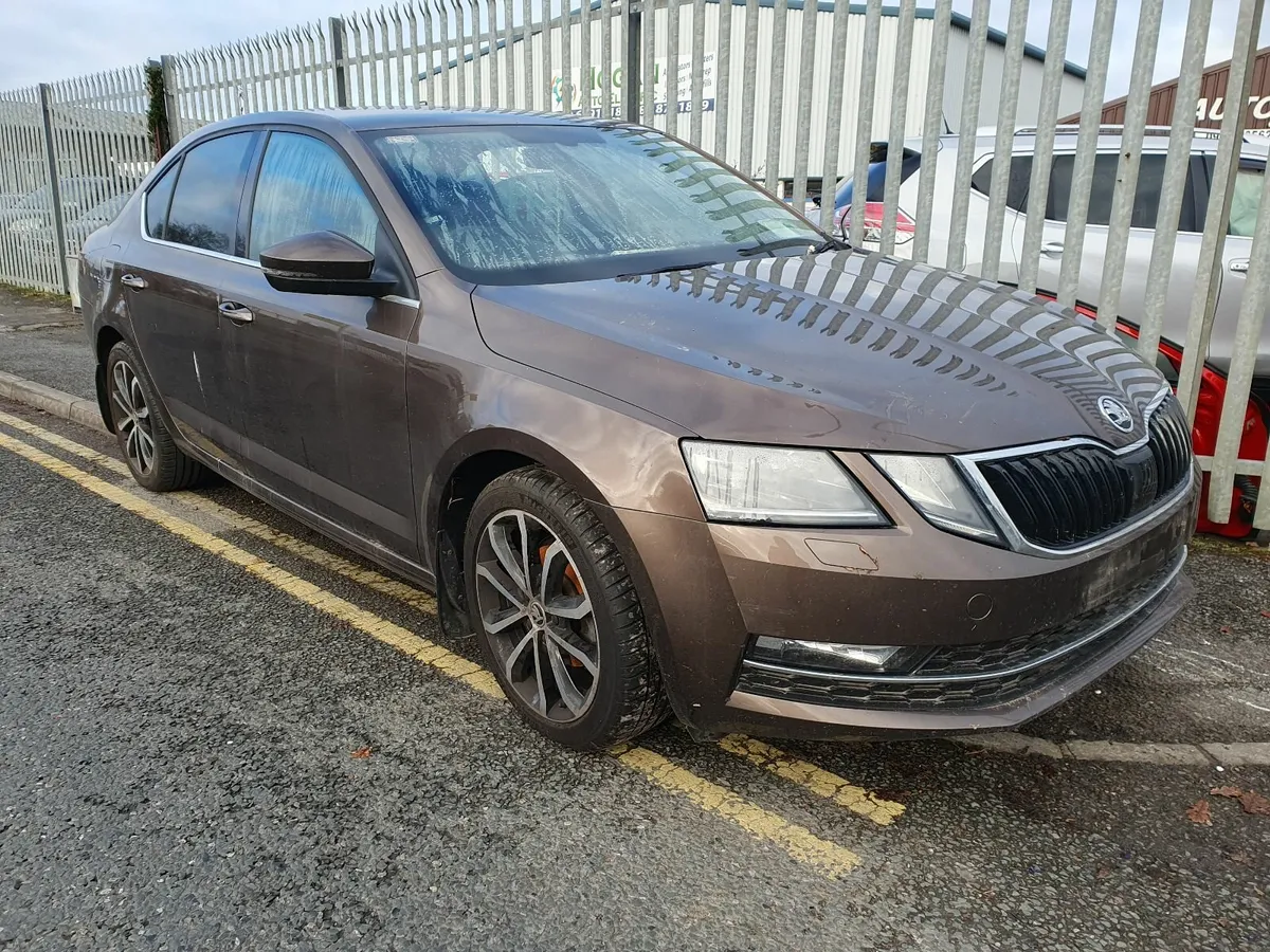 19 SKODA OCTAVIA 1.6 TDI AUTO (DGT) FOR BREAKING - Image 2