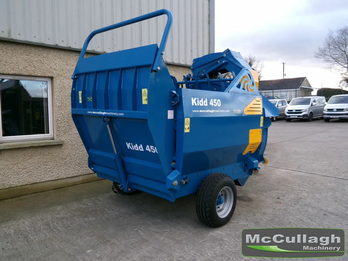 2017 Kidd 450 Silage/Straw Shredder - Image 3