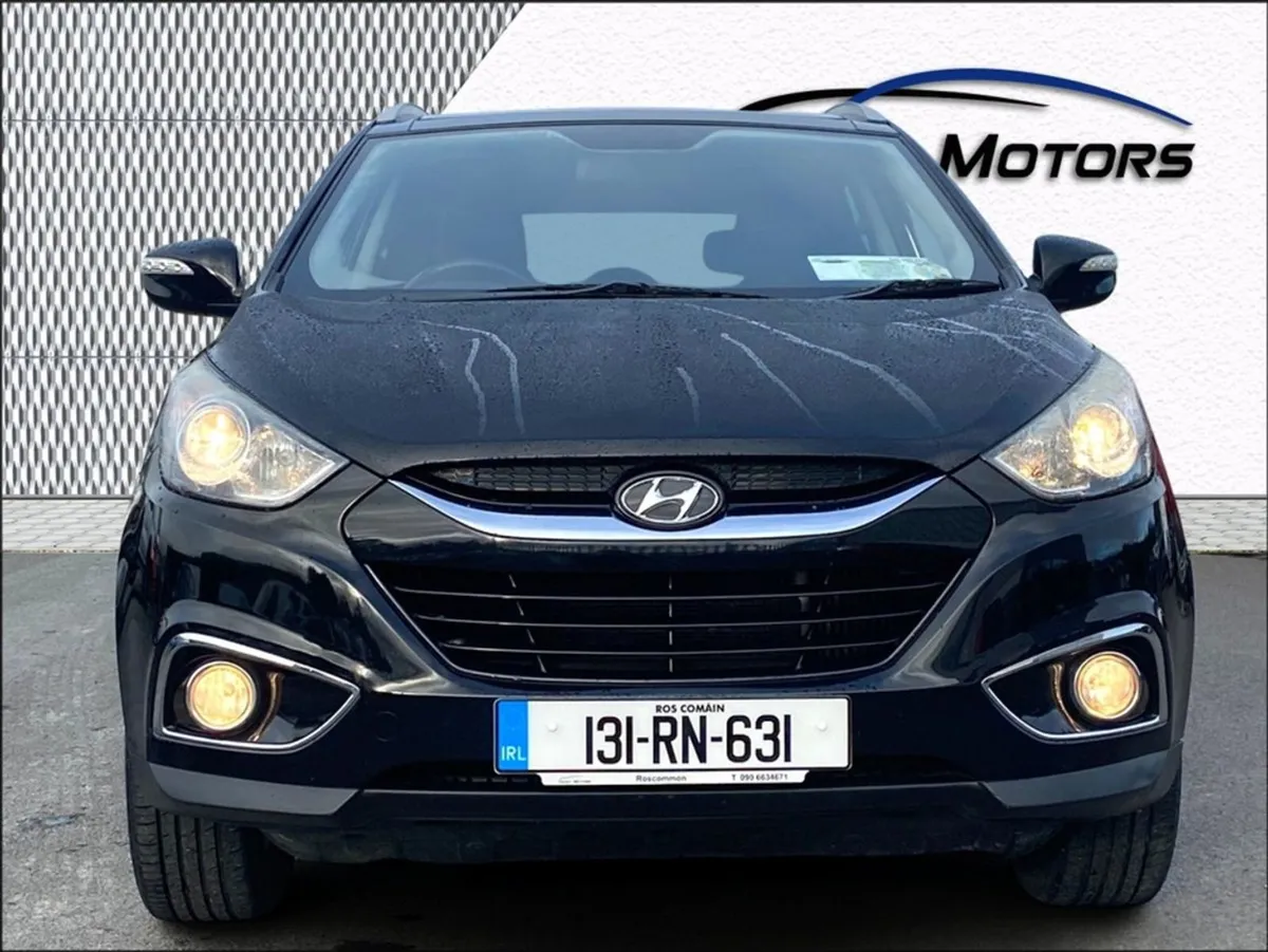 Hyundai ix35 1.7 Crdi Premium 2WD 5DR - Image 3