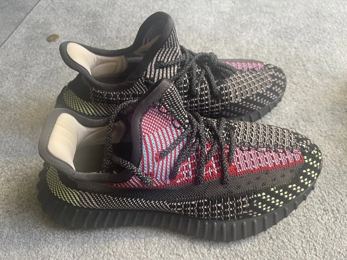 Yeezy Yecheil 350 v2 runners