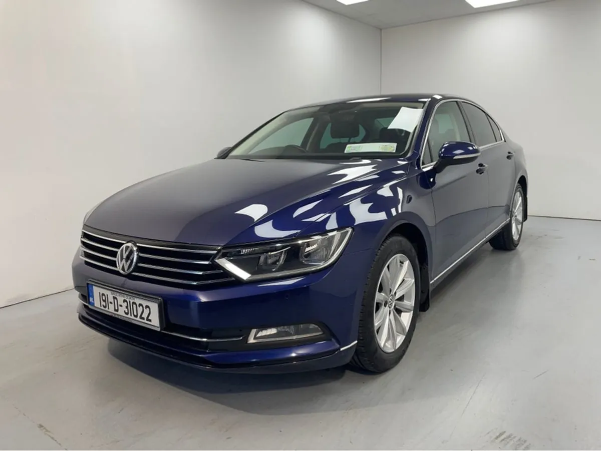 Volkswagen Passat Comfortline 2.0 TDI Manual 6spe - Image 1