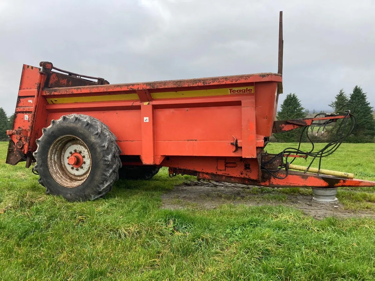 Rear discharge spreader - Image 1