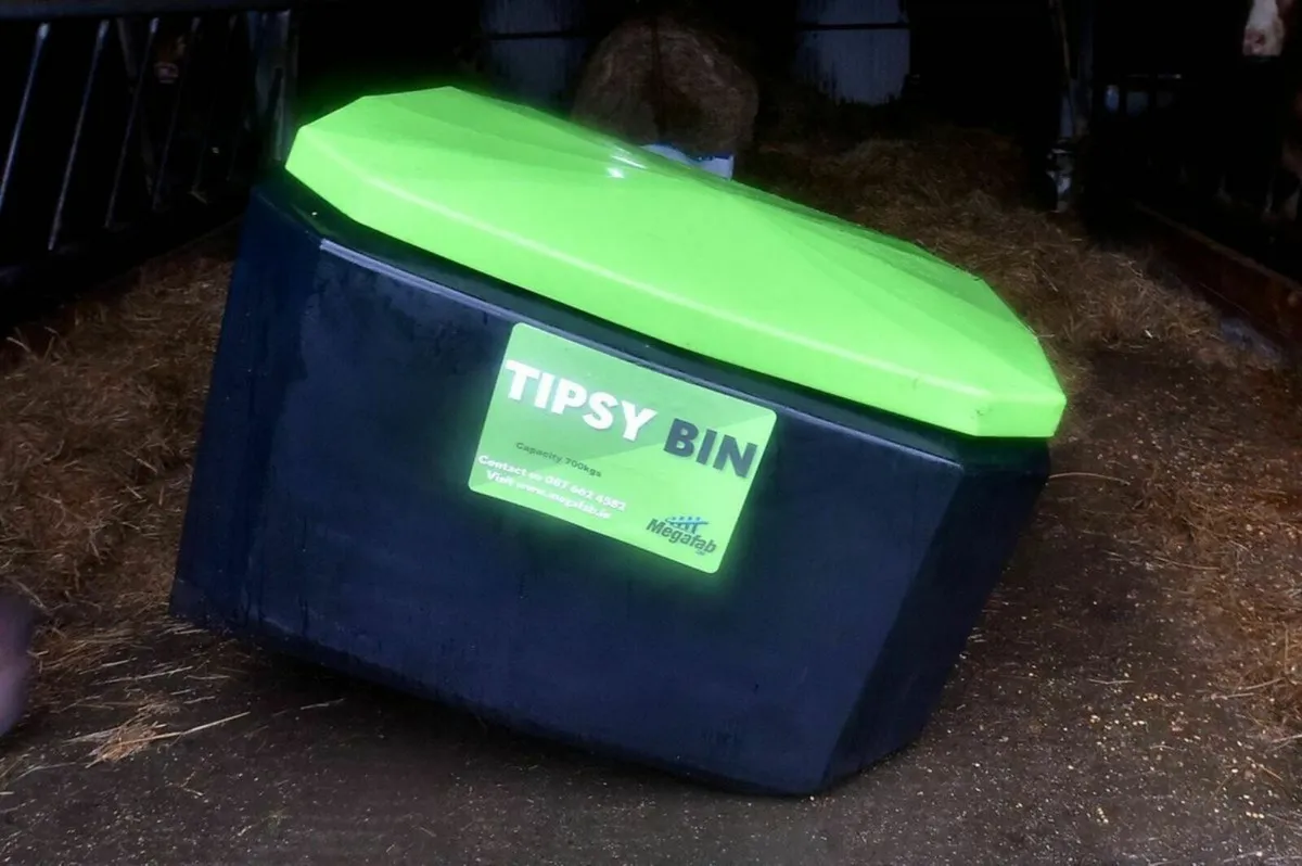 Tipsy Bin - Meal Bin - Image 1