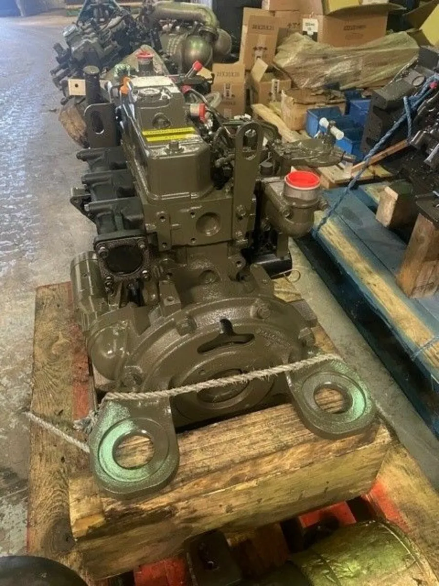 YANMAR 3TNV Engine - Image 3