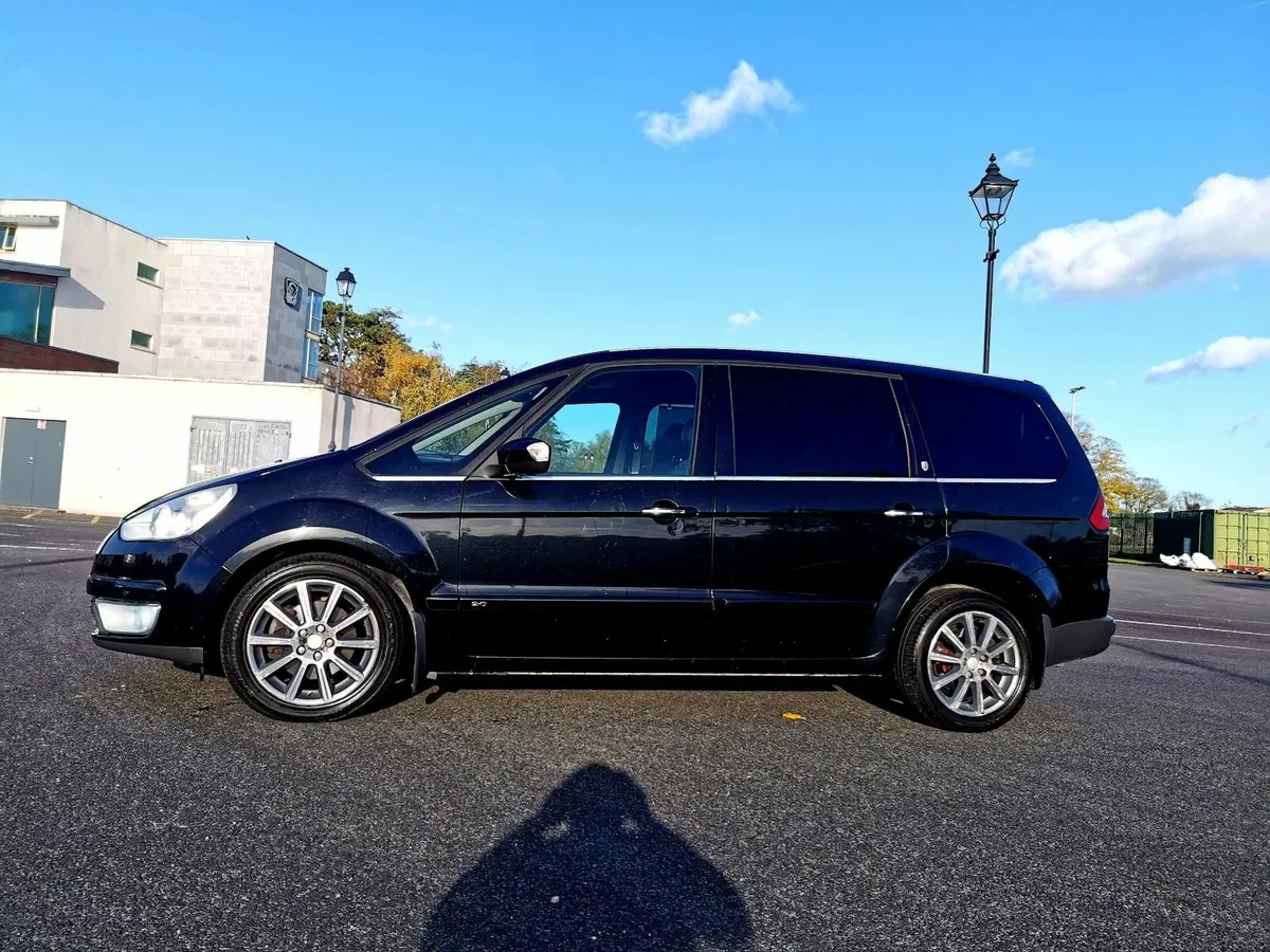 7 SEATER GALAXY TITANIUM, LOW MILEAGE - Image 3