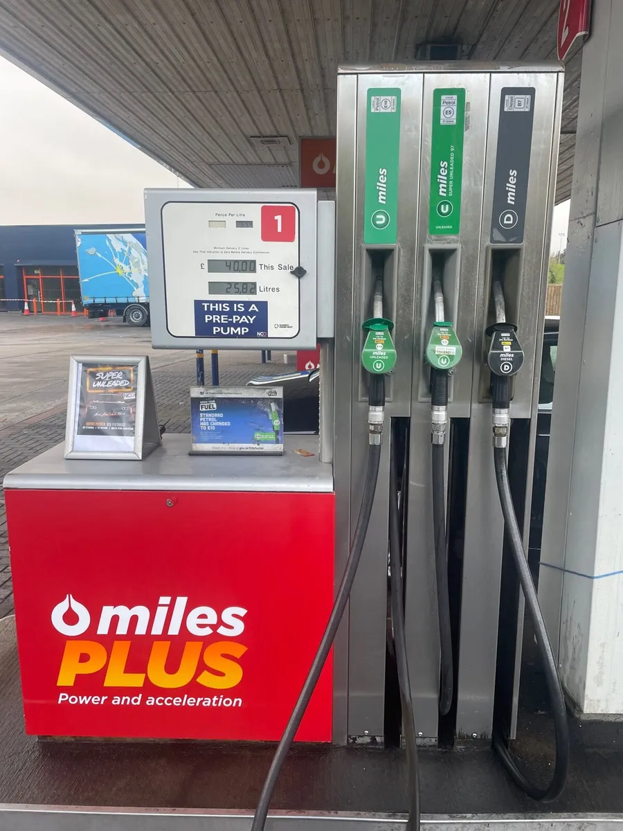 Reduced to clear Petrol Pumps