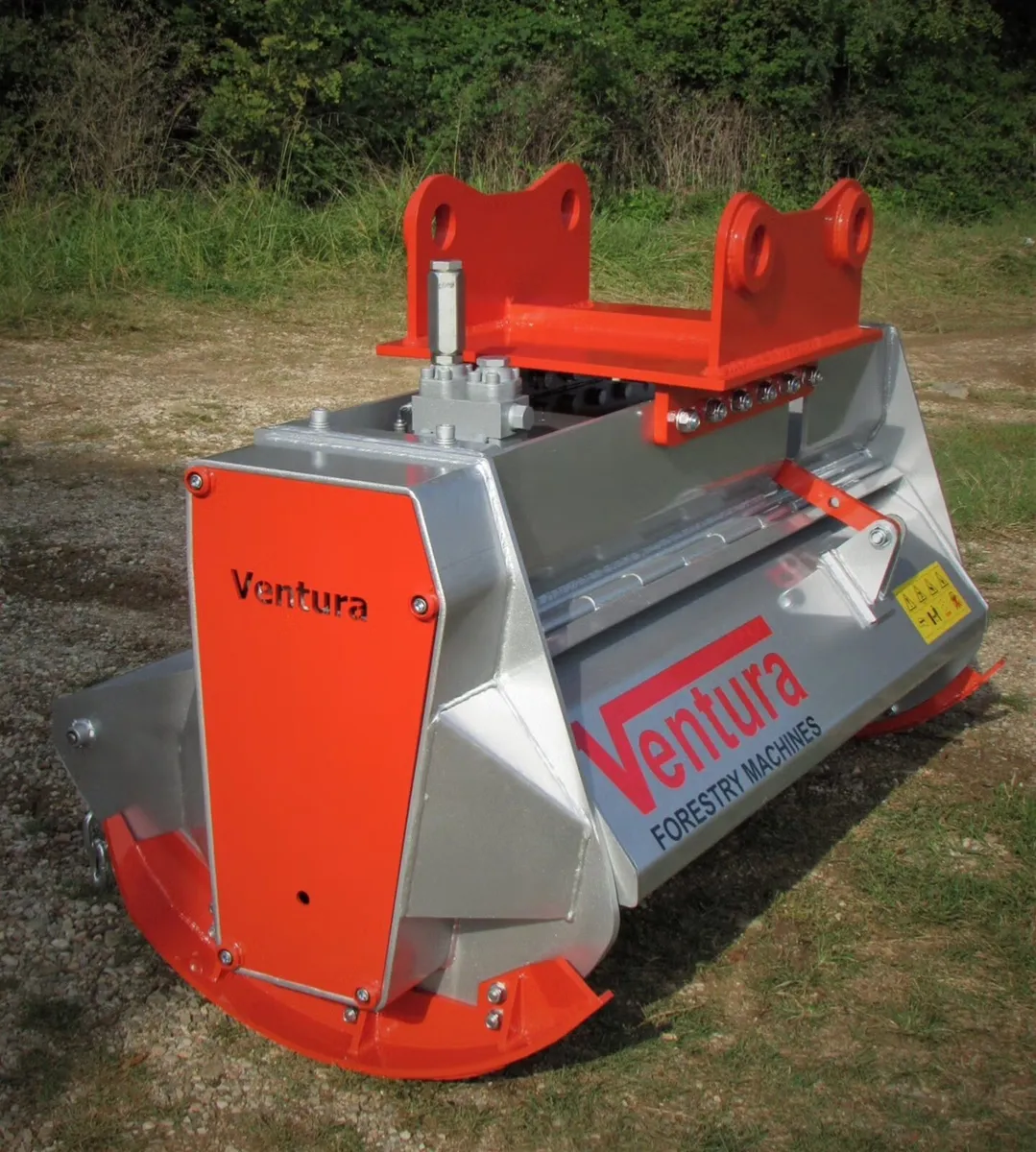 Mulchers and rock crushers at The  ploughing - Image 4