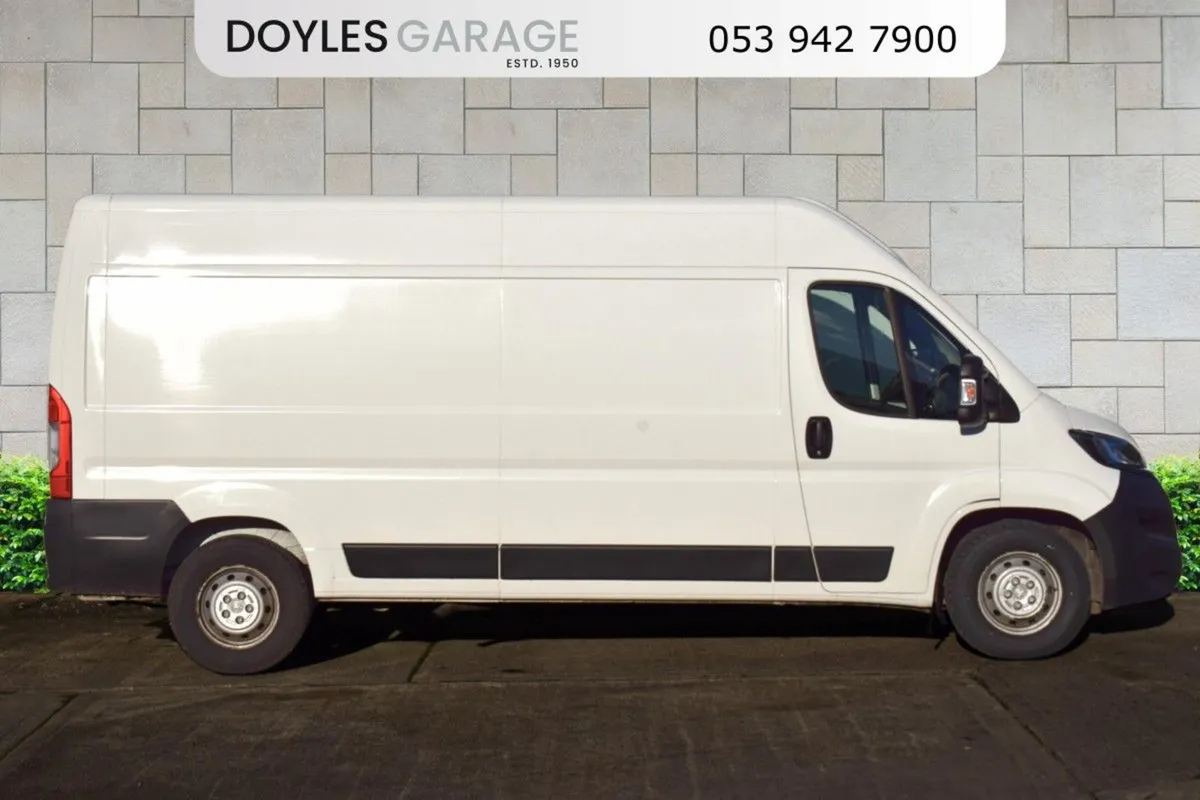 Peugeot Boxer 435 L3 H2 2.2 Blue HDi Diesel 120bh - Image 2