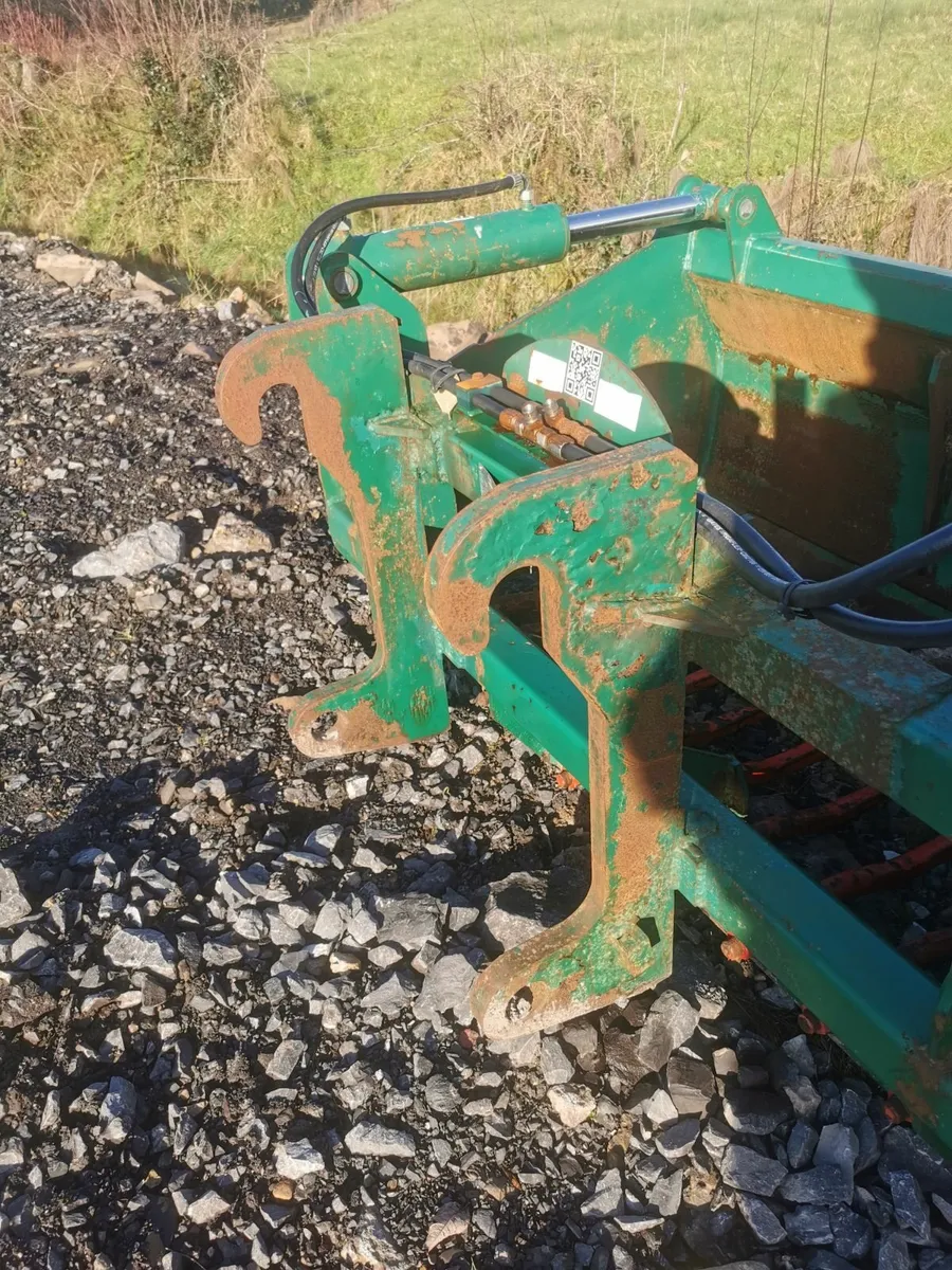 Silage grab - Image 2