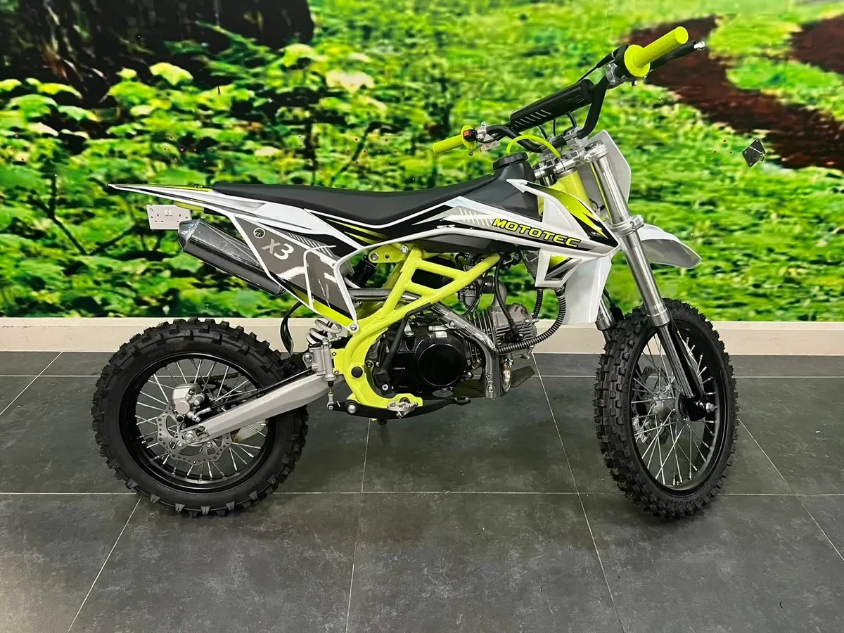 MotoTec X3 140cc Big Wheel - Image 1