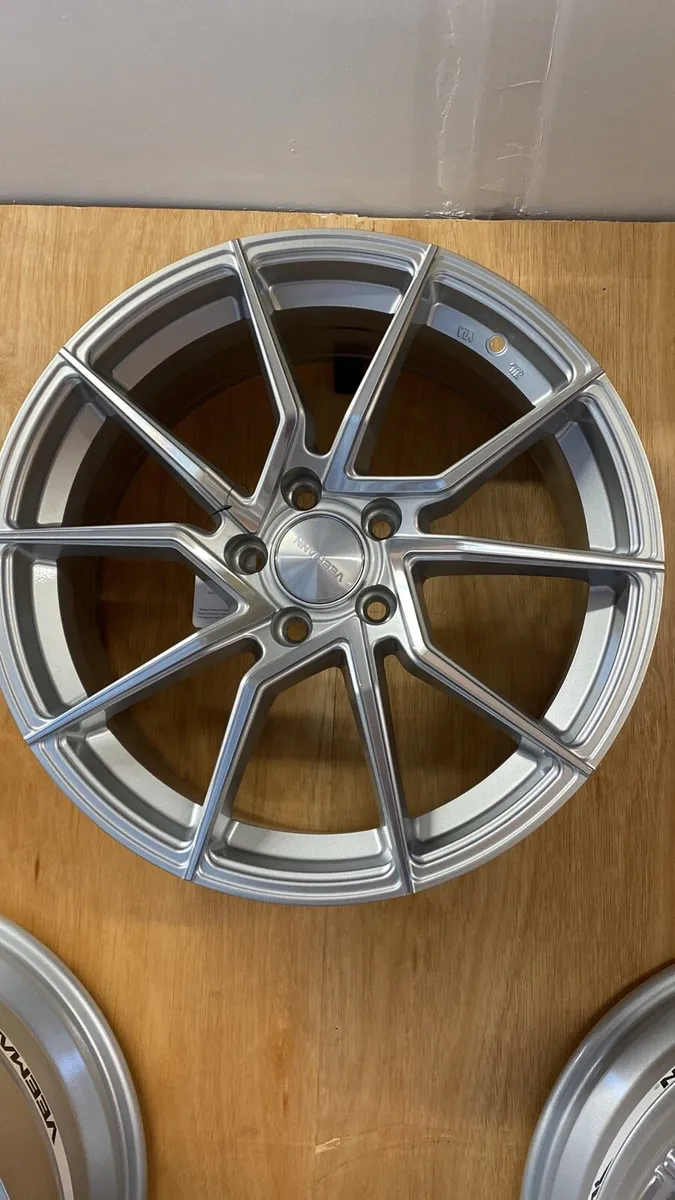 Veemann alloy wheel sale - Image 4