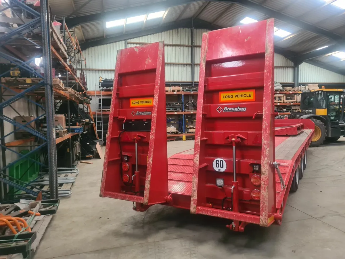 Broughan lowloader 34ft 19.5 a/h Outriggers. Wide - Image 4