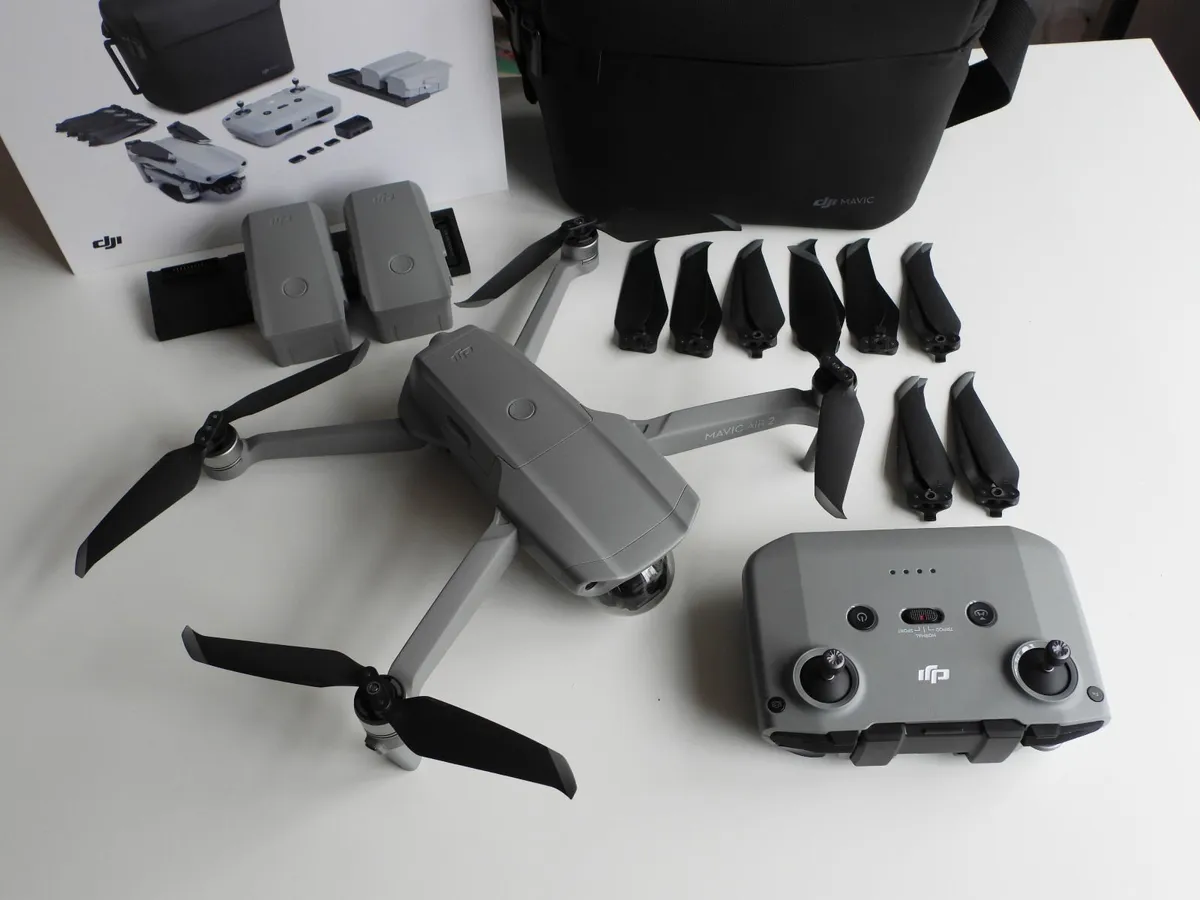 Dji mavic air 2 deals fly more combo discount