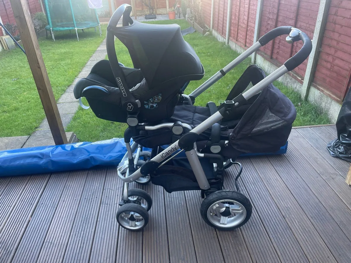 icandy pear twin buggy for sale in Co. Kilkenny for 450 on DoneDeal