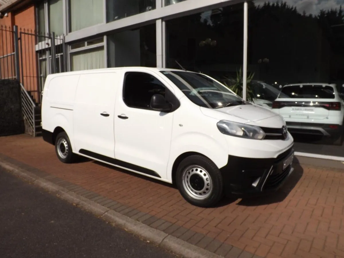 Toyota Proace VAN 1.6 D LWB GL White  2 Owners  V - Image 1