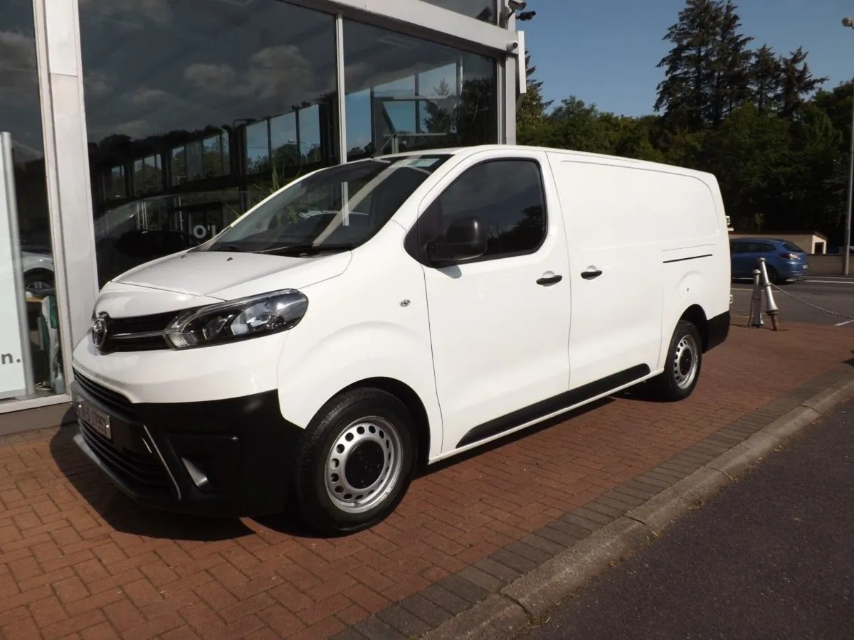 Toyota Proace VAN 1.6 D LWB GL White  2 Owners  V - Image 4