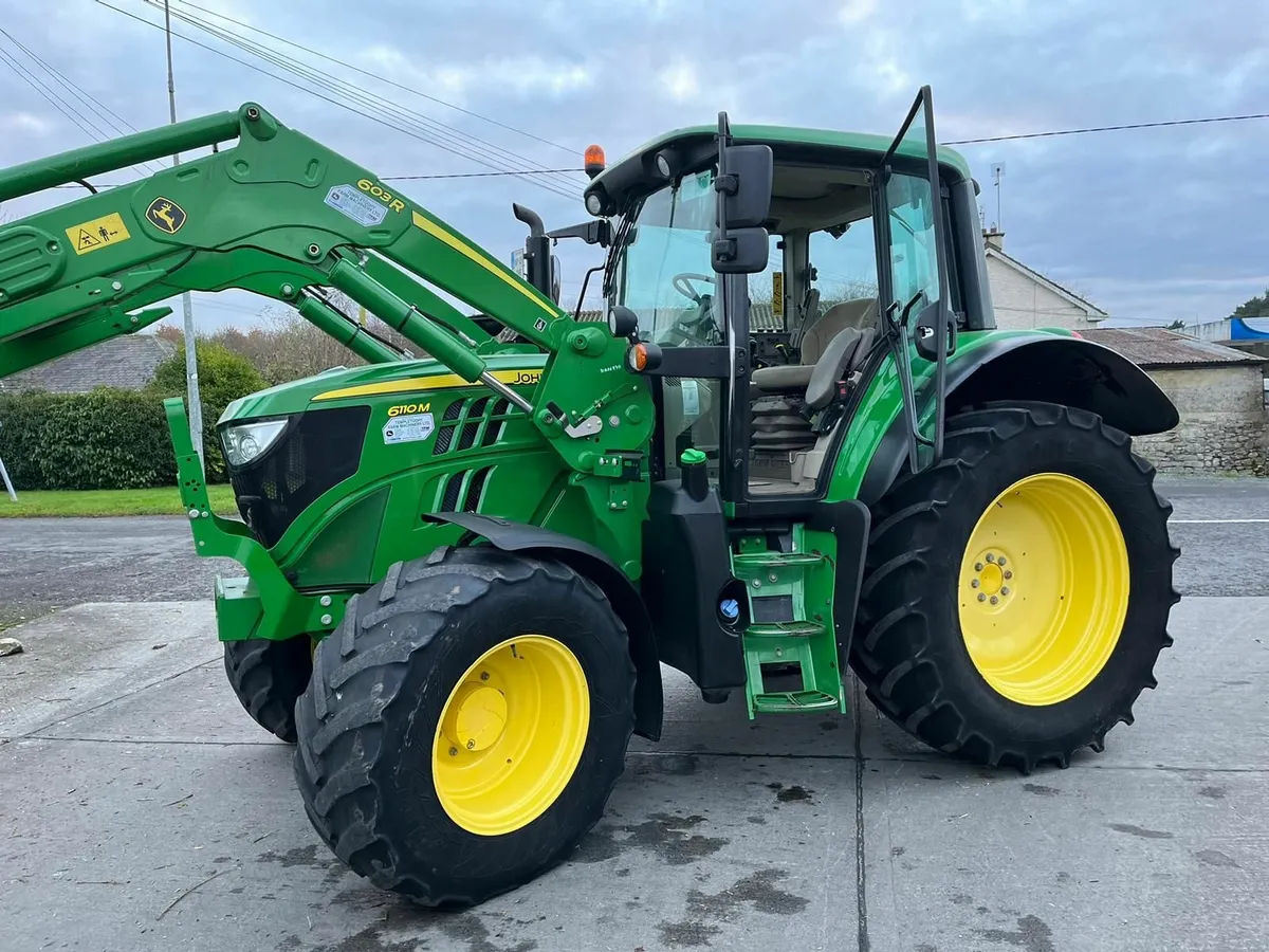 John Deere 6110M - Image 1