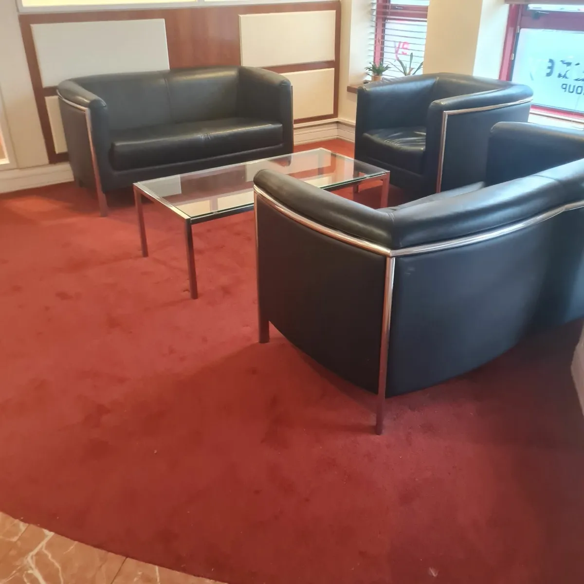 Executive reception suite - Image 1