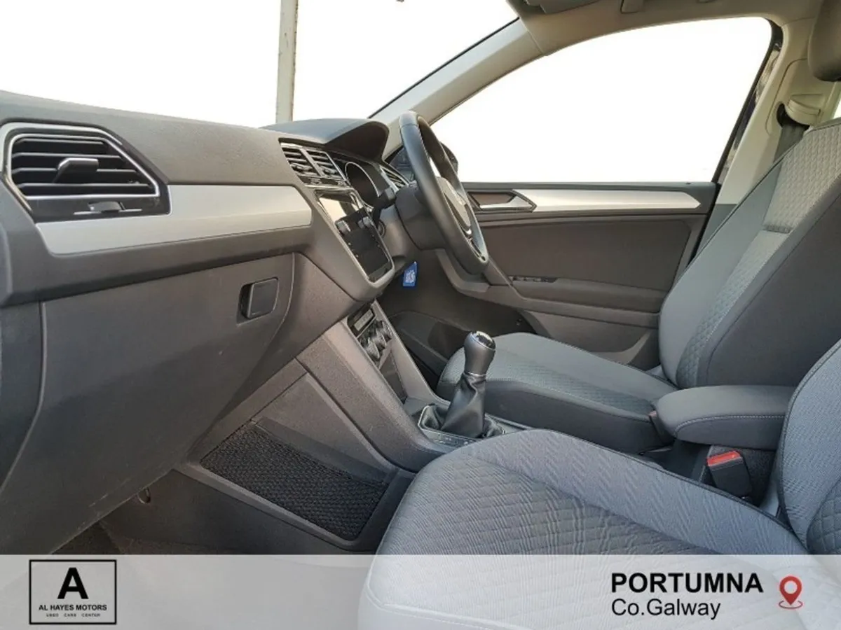 Volkswagen Tiguan Comfortline 2.0 TDI 6speed 150B - Image 4