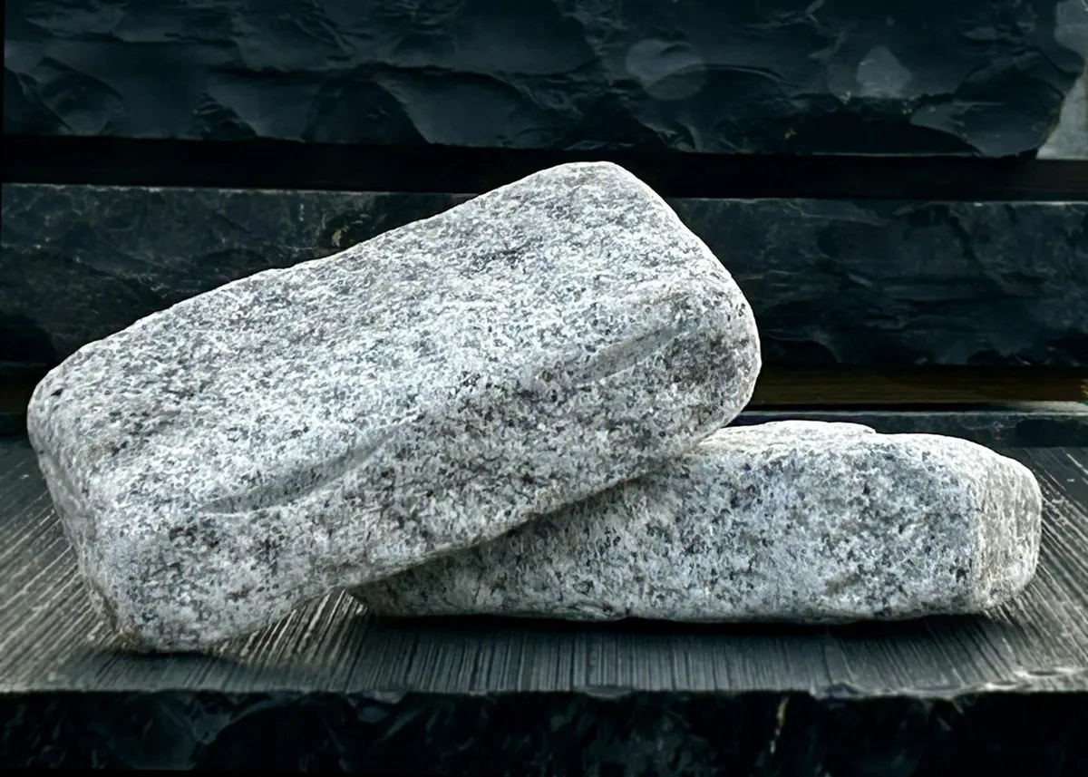 Silver Granite Tumbled Cobbles - Image 2