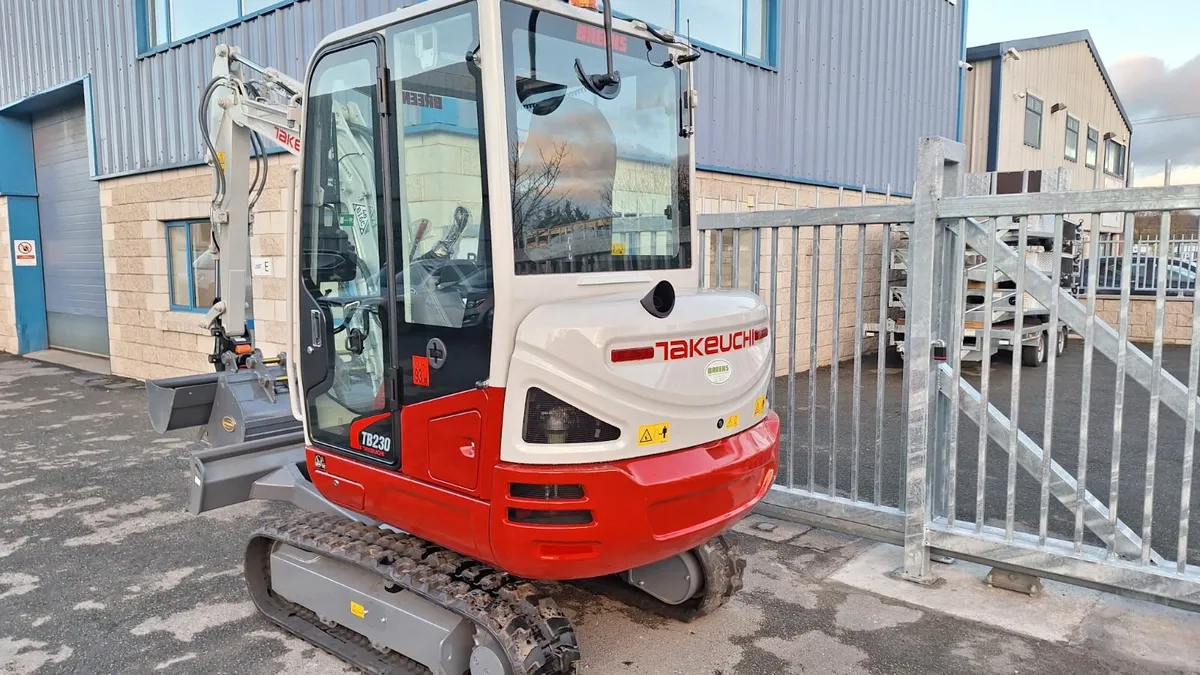 Takeuchi TB230 (Breens Naas) - Image 3