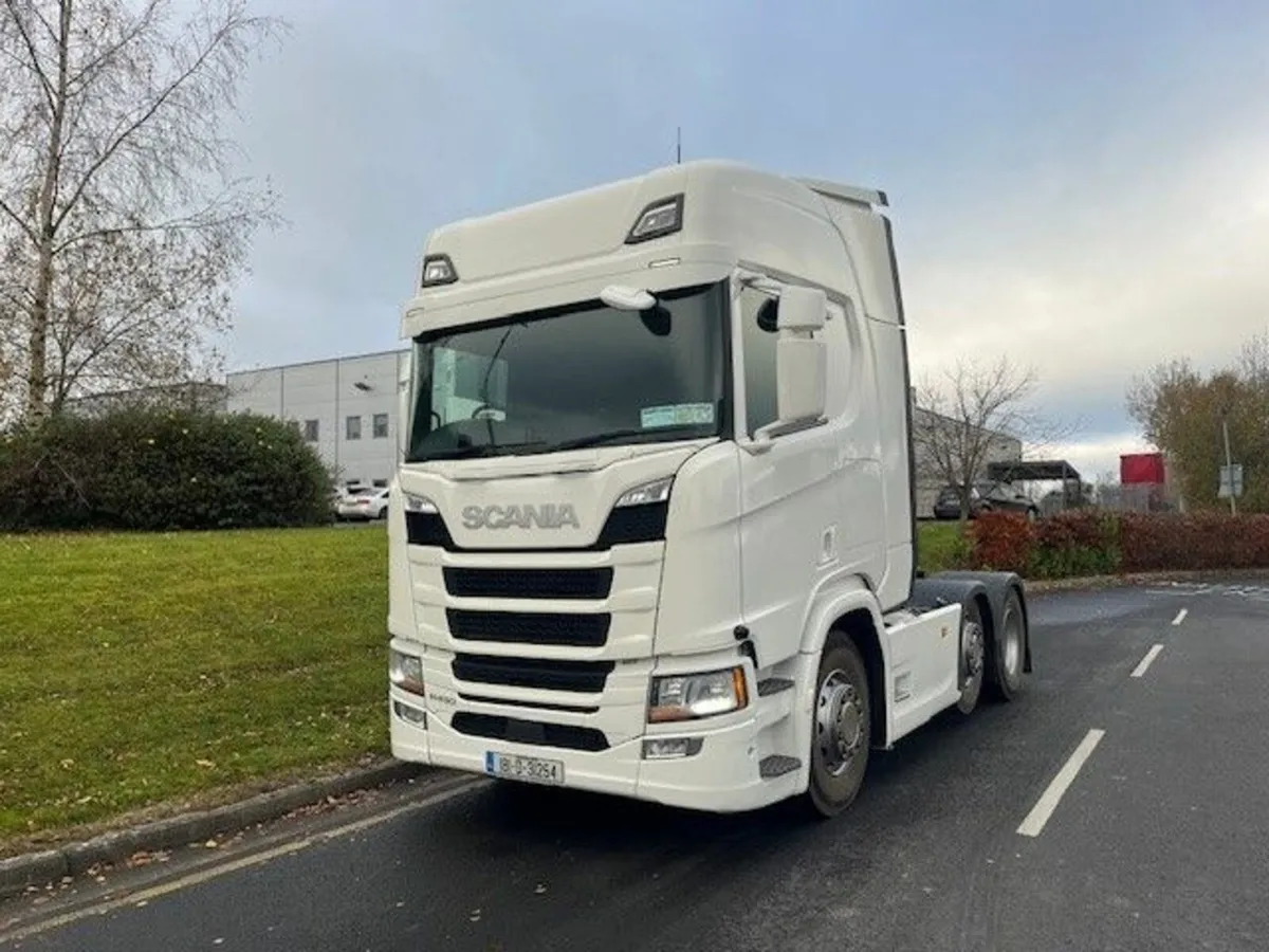 Scania R450 6x2 - Image 1