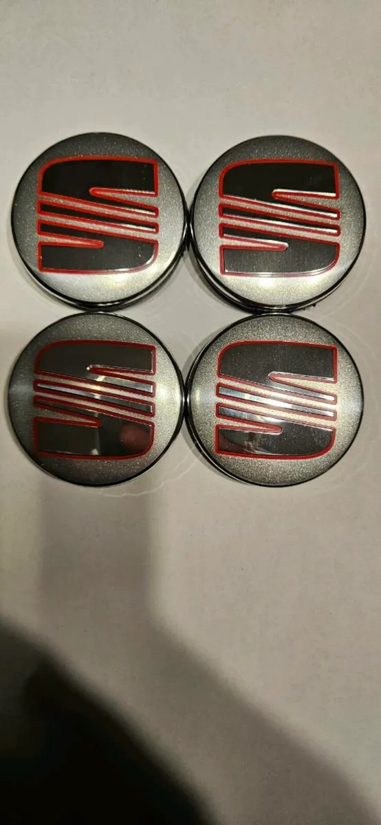 Seat 56mm Wheel Centre Caps 5F0601171 4 Caps €15 - Image 3