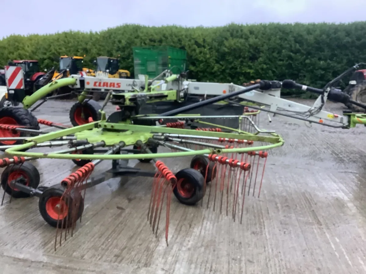 2012 Claas 2900 rake - Image 2